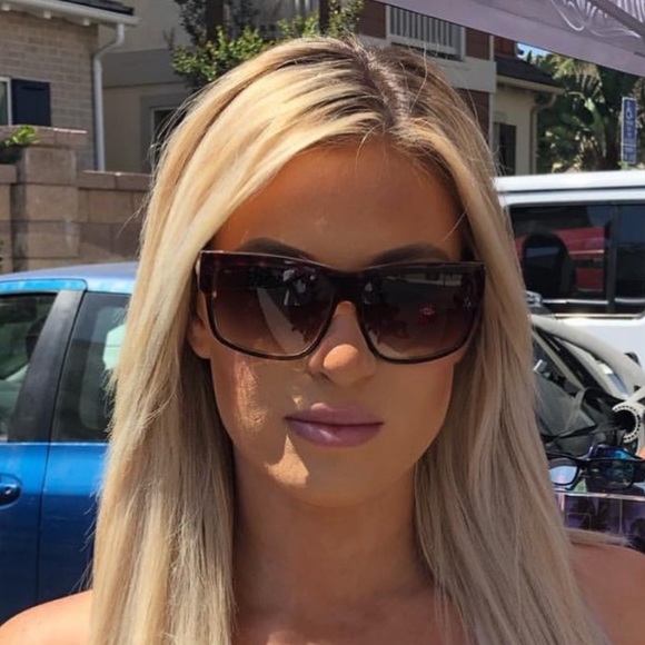 FREE FLYING Fly Girls Sunglasses 🖤 - Picture 3 of 17